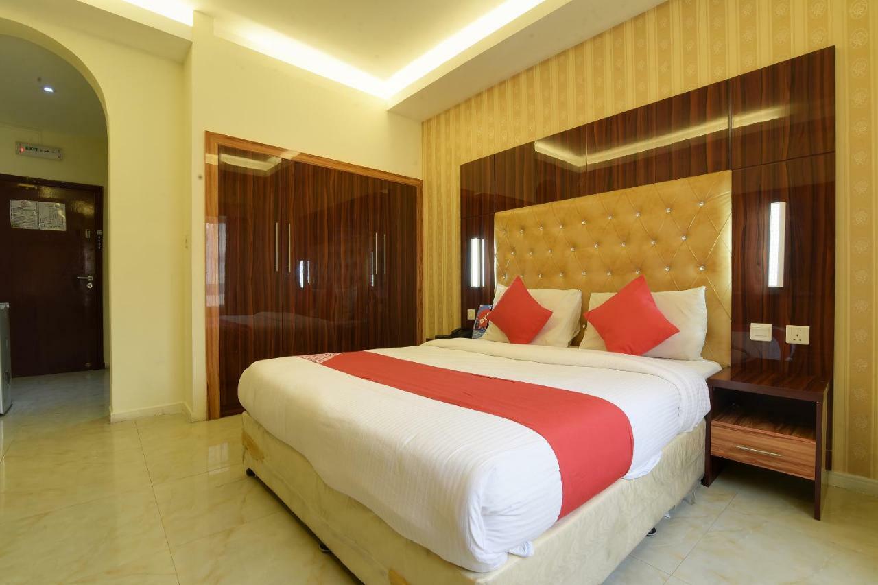 Oyo 273 Burj Nahar Hotel Дубай Екстер'єр фото